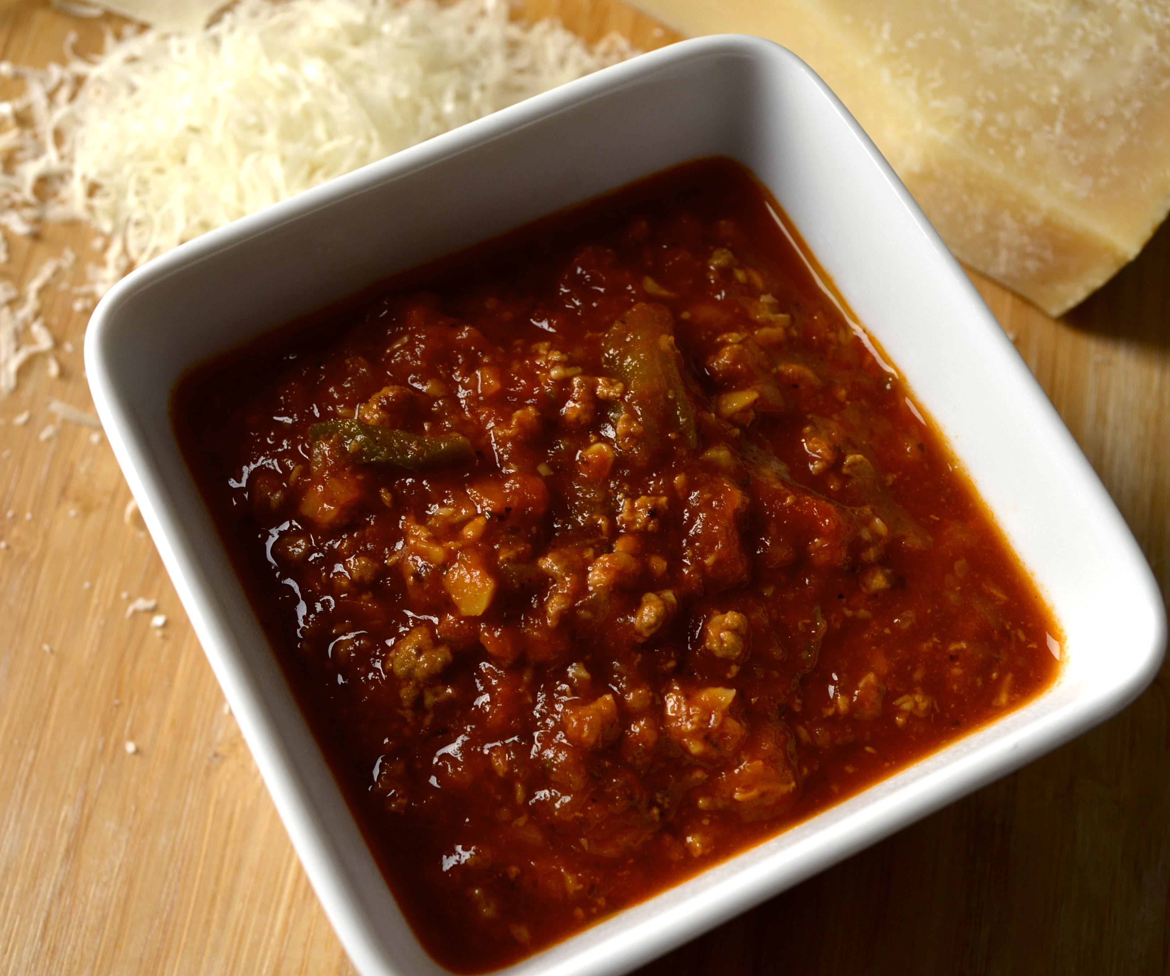 Healthy Bolognese Sauce at laughlovekiss 6